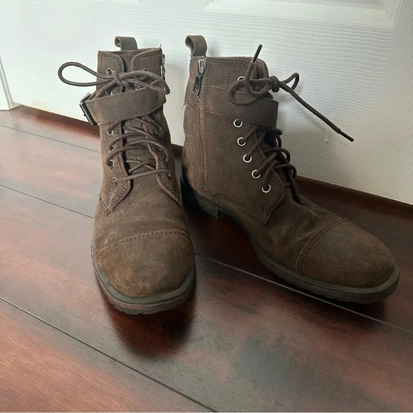 Size 7.5 Mens Banana  Republic Leather Layton Buckle Boot - Picture 3 of 8